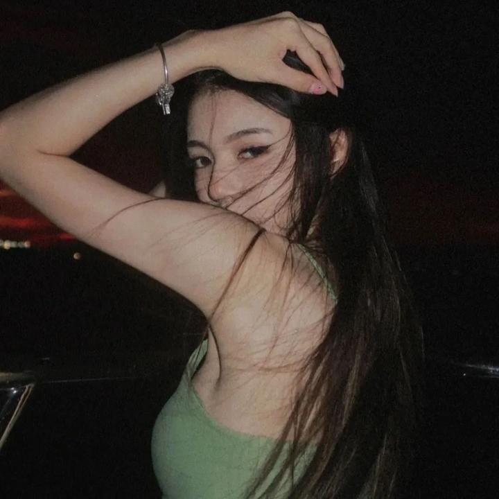 腼腆英雄